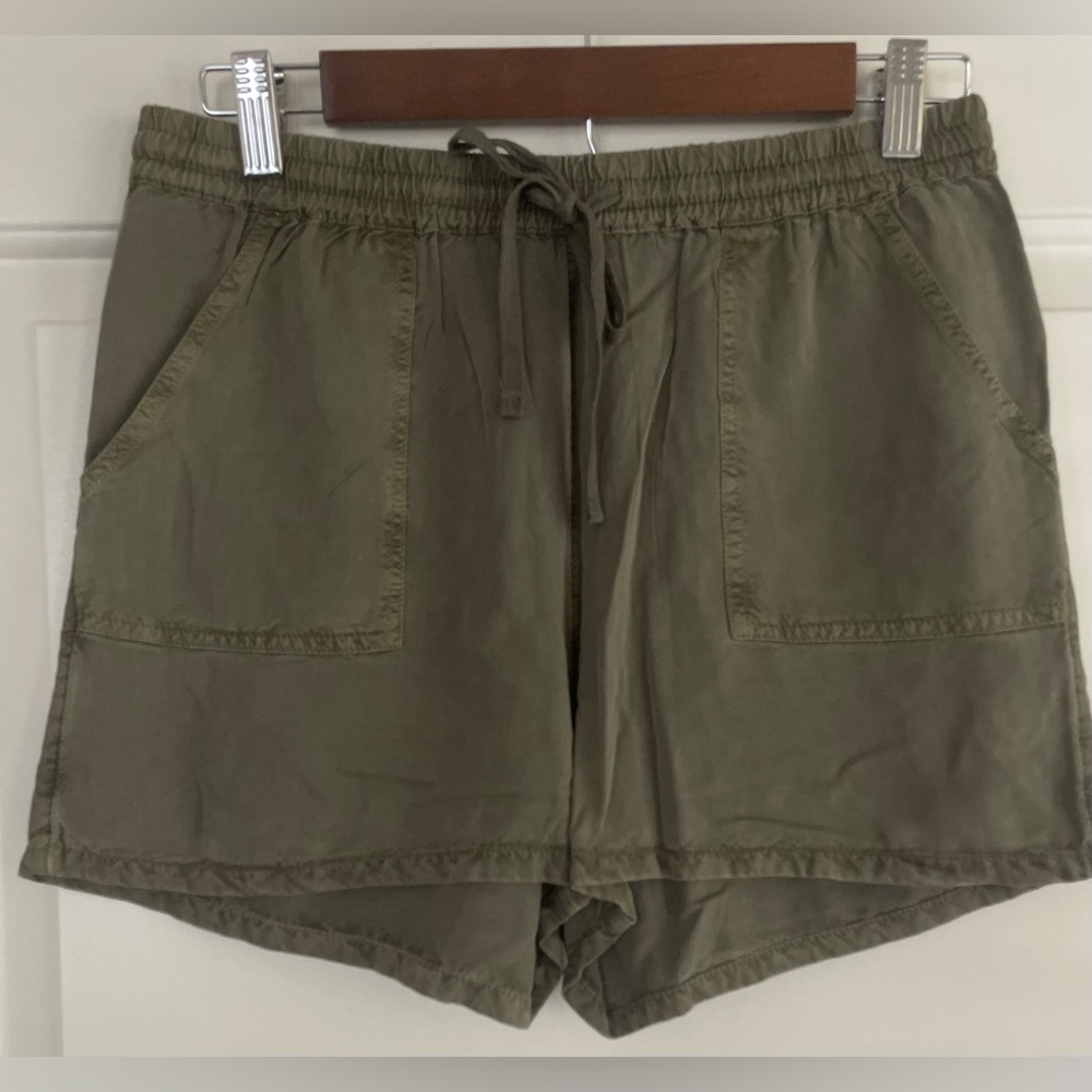 O'Neill Sage Green Relaxed Women’s Shorts